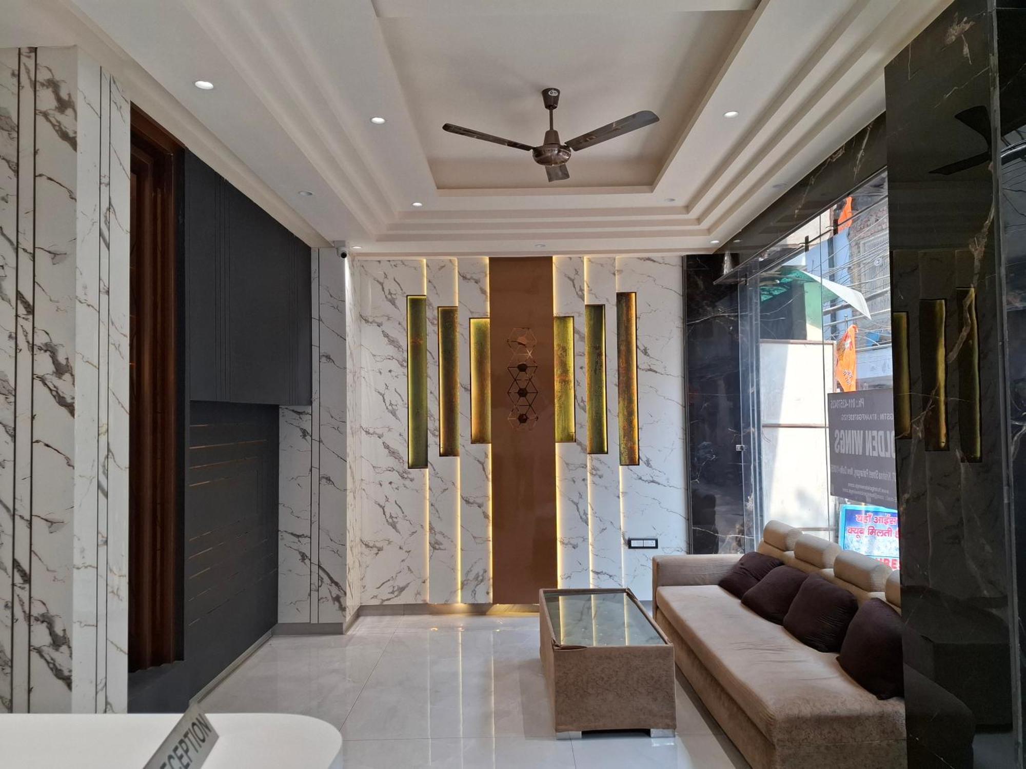 Hotel Golden Wings Yeni Delhi Dış mekan fotoğraf